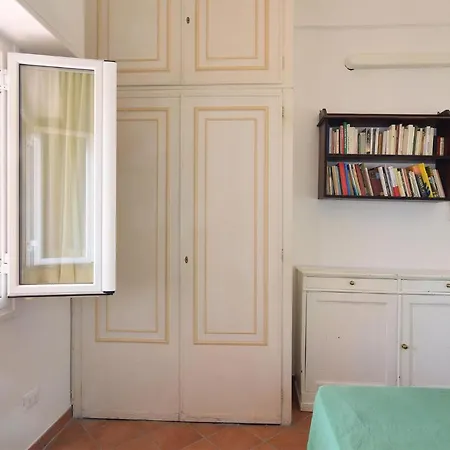 Vakantiehuis La Casa Rossa Sant'Ambrogio (Liguria)